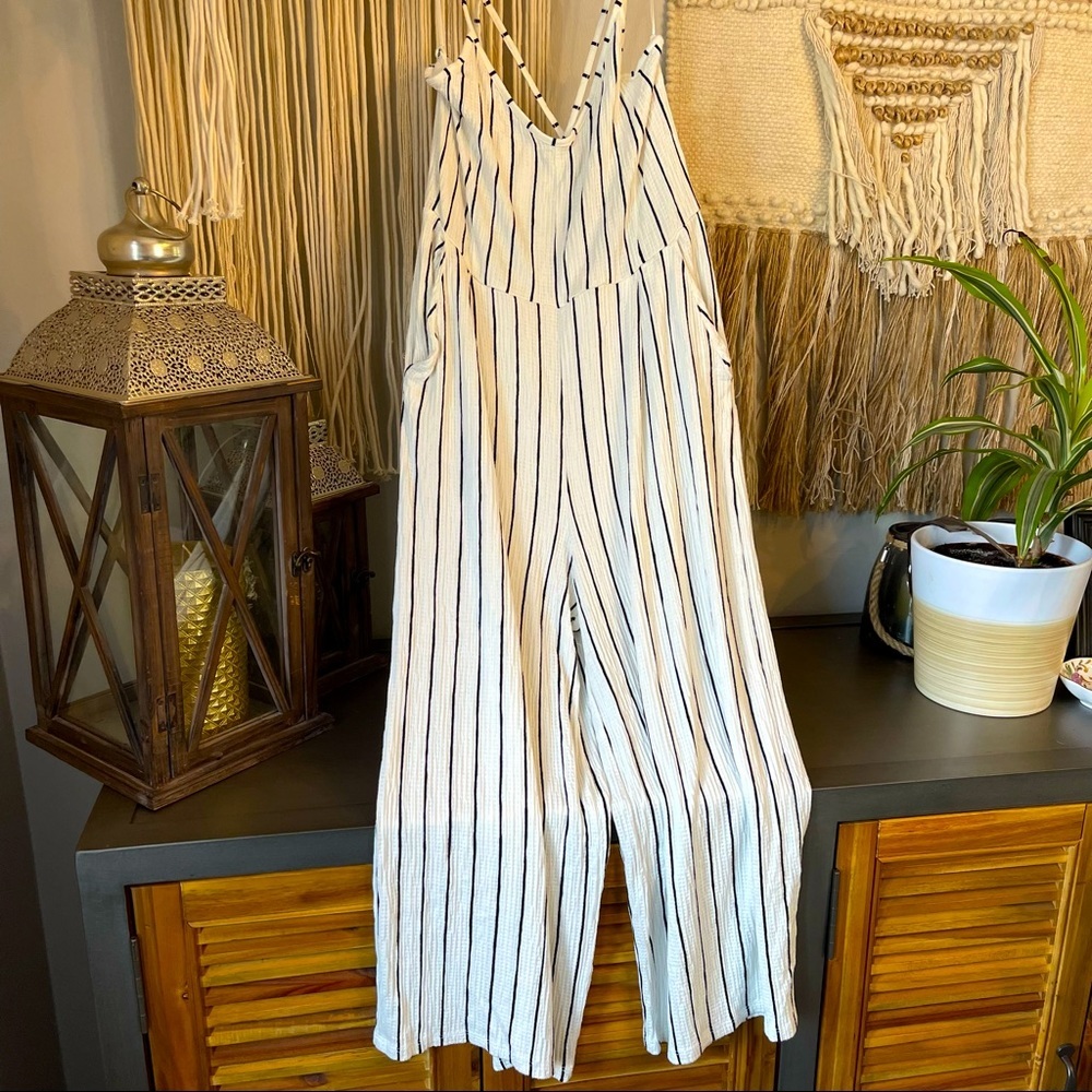 NWT Black and White 90s Bershka Romper
